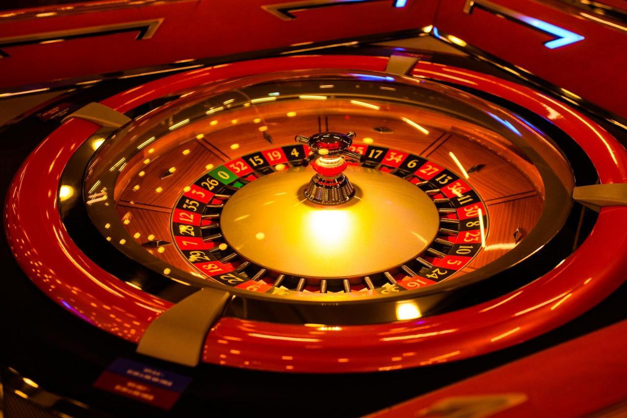 Casino 2000 - Adult Guests Only Hotel Mondorf-les-Bains Bagian luar foto